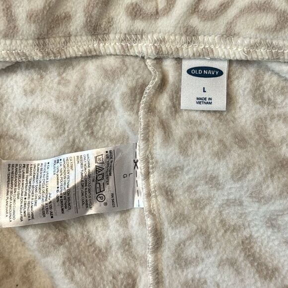 Old Navy Fun Cheetah Soft Pants. Size Large. Draw string waist. - Picture 2 of 6